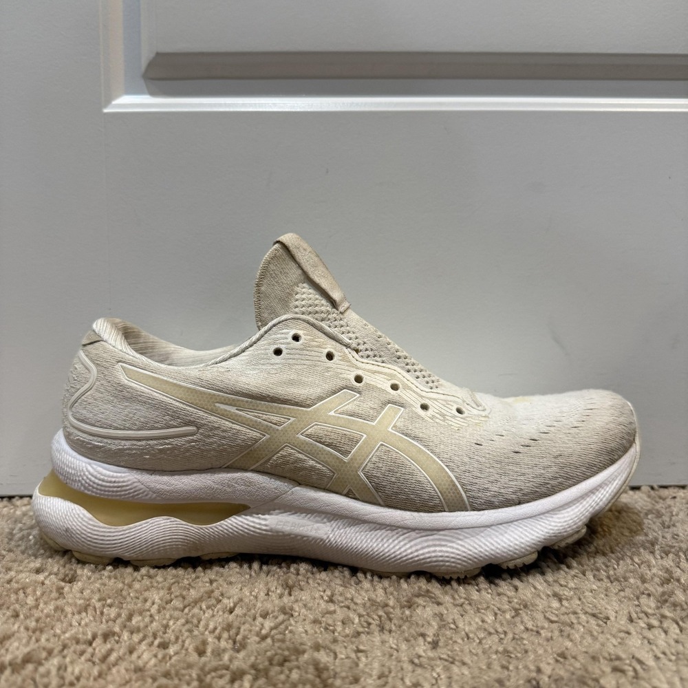 Asics GEL-Nimbus 24 Running Shoes Womens Size 8 Beige Cushioned Sneakers